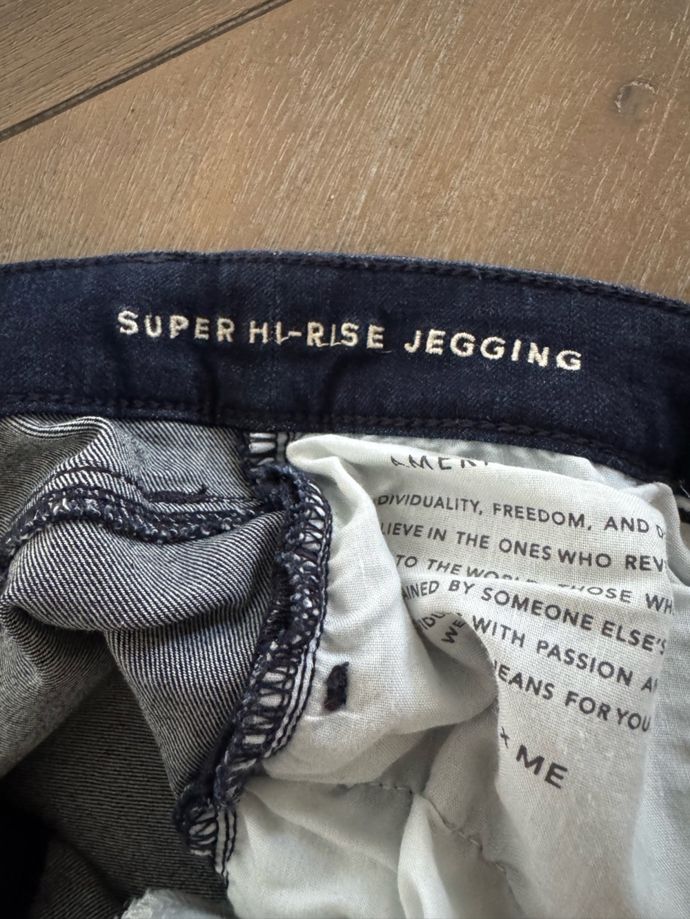 American Eagle Outfitters The Dream Jean Dark Wash Skinny Jeans - Picture 8 of 10